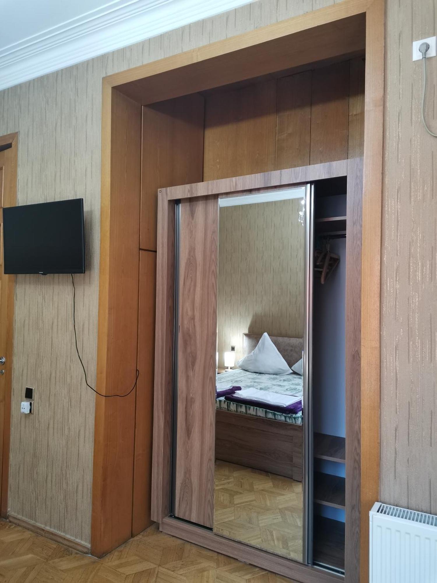 European Backpackers 欧洲背包客&大厨房 Vandrarhem Tbilisi Exteriör bild
